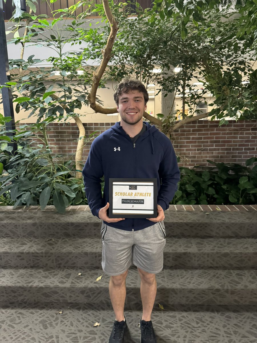 ESU Hornet Football tweet media