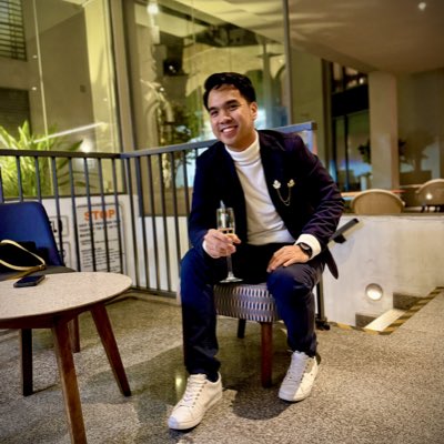 mr_mayor_G's tweet photo. #NewProfilePic https://t.co/KxJ29nTWX4