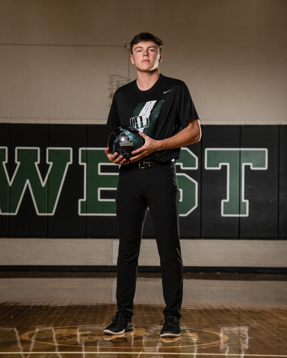 Congratulations to DJ Schiemann and the boys bowling team. DJ was one of the Orthonebraska Athletes of the week after bowling a 274. The teams also tied a state record baker game with a 279. 👀🎳