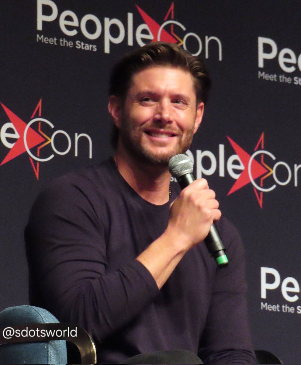 sdotsworld's tweet image. More of Jensen at the #dlc6 in Paris last year ❤️