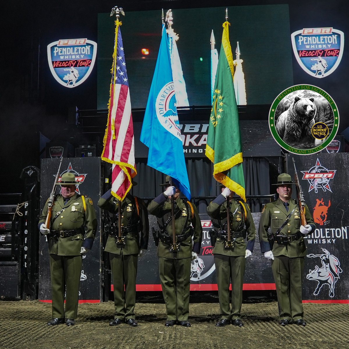 USBPChiefSPW's tweet photo. #SpokaneSector thanks #PBR for their hospitality over the weekend. #SpokaneArena, Washington. #BP #HonorGuard

Join our team. For more information visit: https://t.co/pBbqaQ7iJZ 

#HonorFirst https://t.co/YxEK4tPUmU