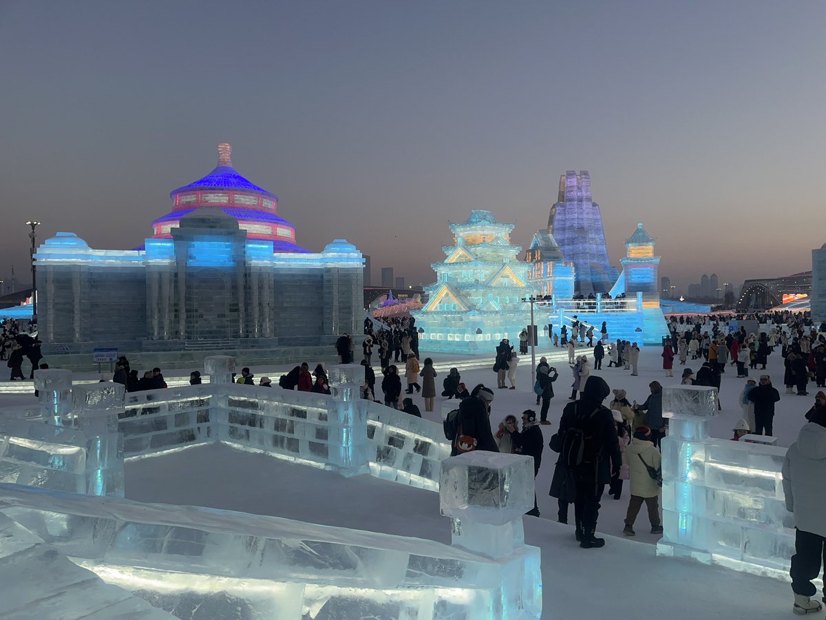 InqiyadP's tweet photo. 4. Harbin - a city influenced by Russian architecture. Fed tigers and partied at -20 degrees while watching structures built with ice. https://t.co/GkZRgOsuc0