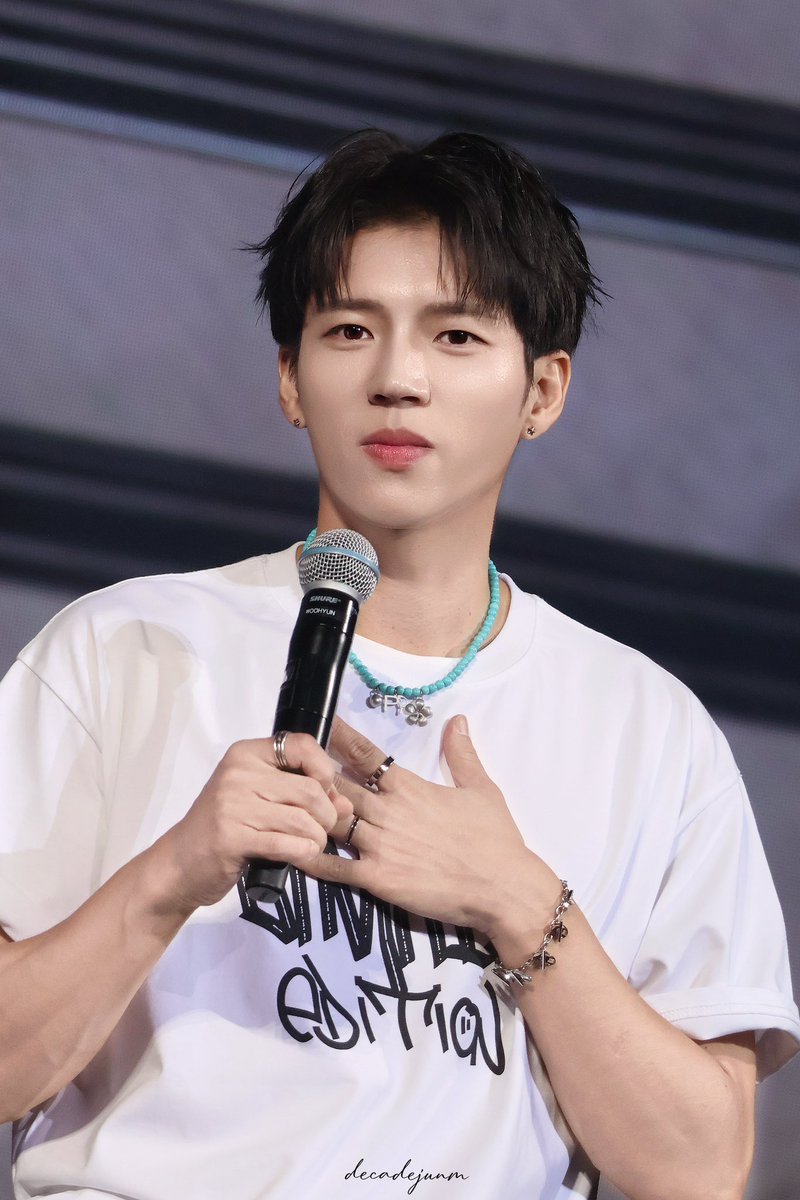 250112 LIMITED EDTION IN MACAU DAY2 

HD

#인피니트 #INFINITE 
#남우현 #우현 #woohyun