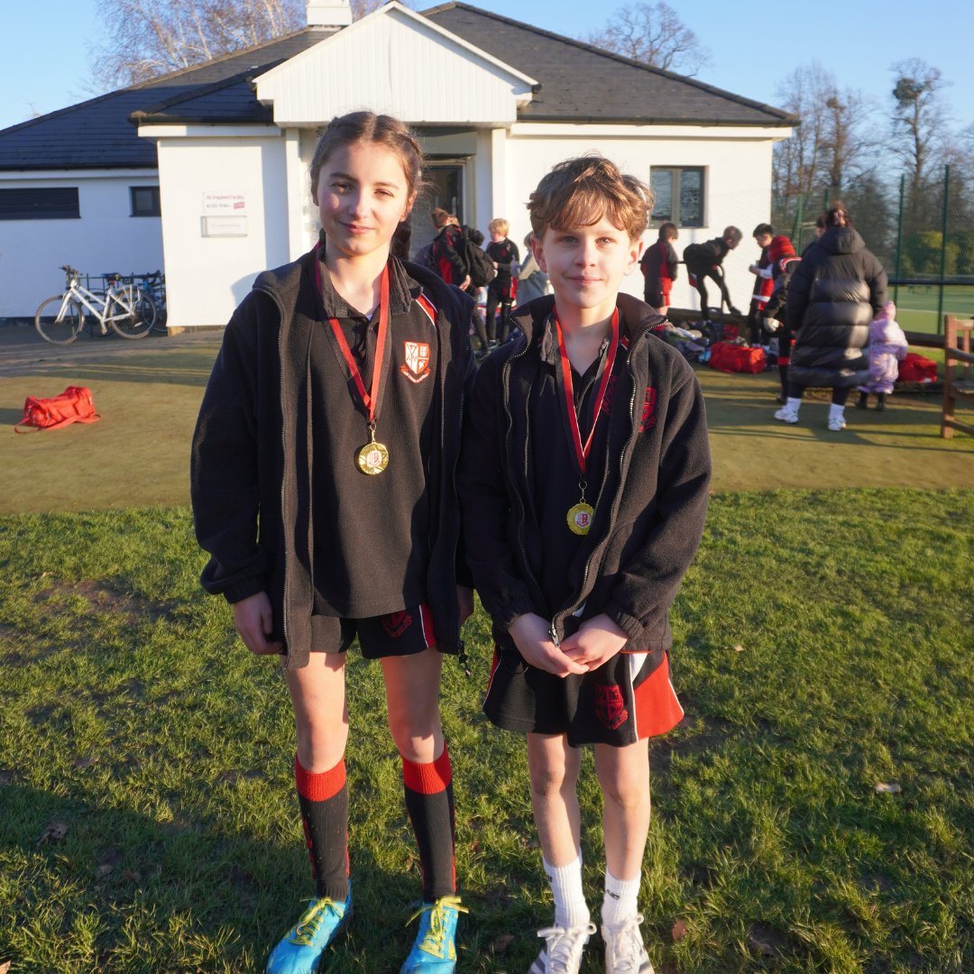 newlandhouse's tweet photo. Our House Cross Country competition got off to a flying start last week, with the Year 3 and Year 5 pupils taking on the challenging terrain of Bushy Park Club's playing fields! Well done to all the runners #newlandhouse #housecompetition https://t.co/RxXKNwXnrz