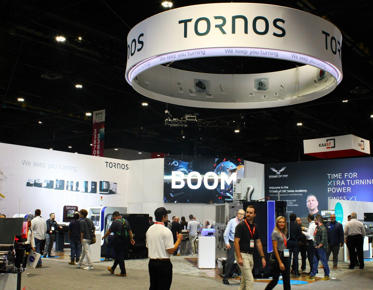 LakeshoreEx's tweet photo. A tradeshow #cornerbooth is considered a prime placement since it offers exhibitors enhanced visibility and increased foot traffic. Check out a few of Lakeshore's successful corner booth designs from the @IMTSchicago show last year! #ExperienceLakeshore https://t.co/e3arzaSPEY