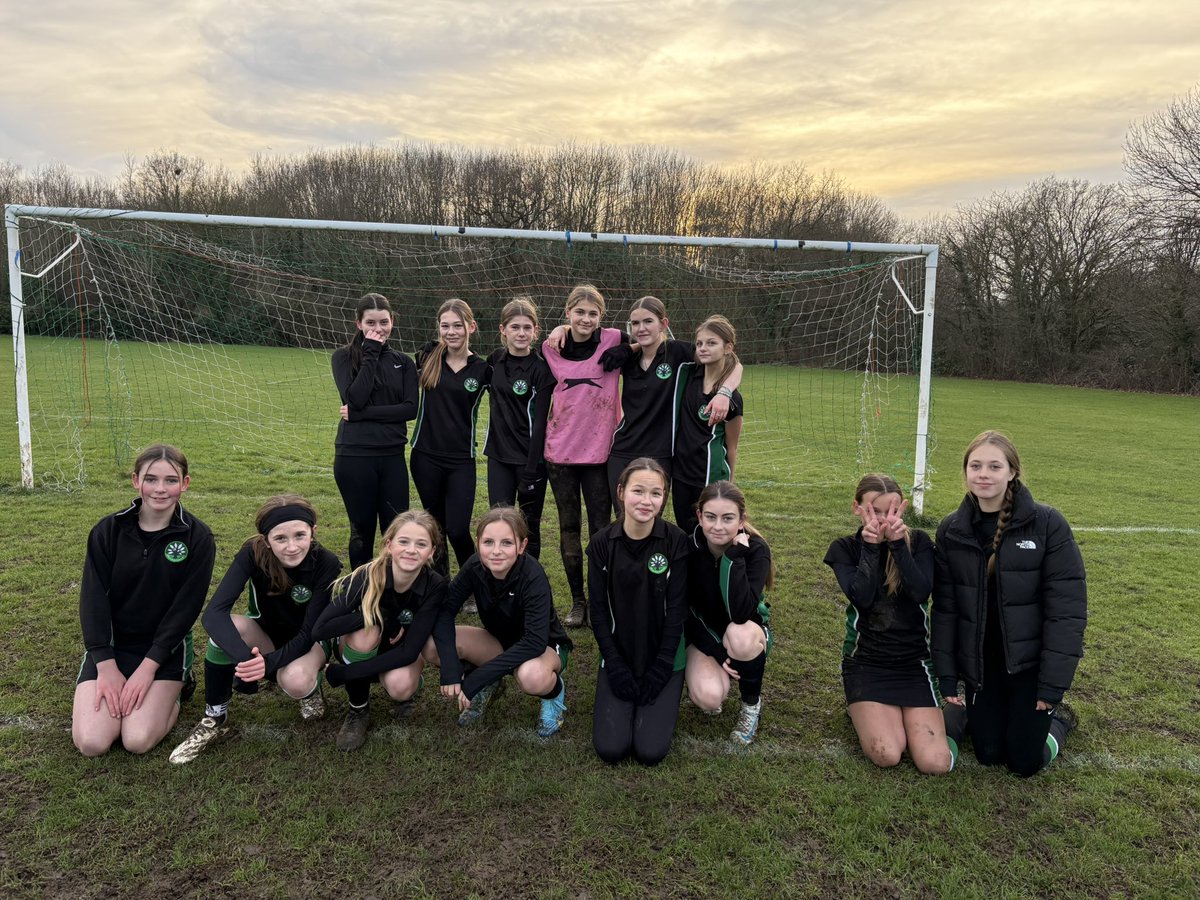 Ongar Academy PE tweet media