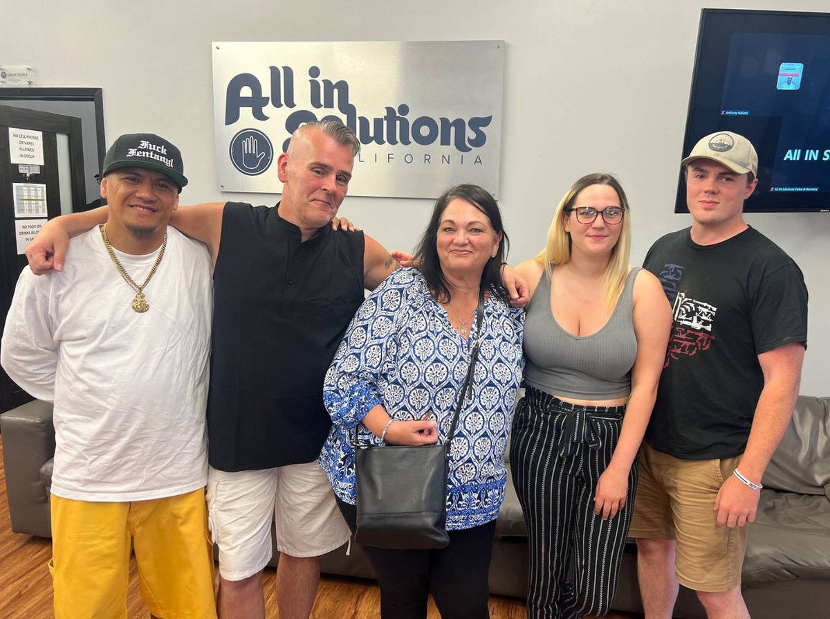 Reunited and celebrating! 🎉 Alumni flew back to AISCA to mark one year since our unforgettable reunion. 

Cheers to many more years of connection and growth! 🎂✨

#soberlife #recoverycommunity #soberliving #recoverywarrior #sobrietyjourney #addictionrecovery #sobersupport