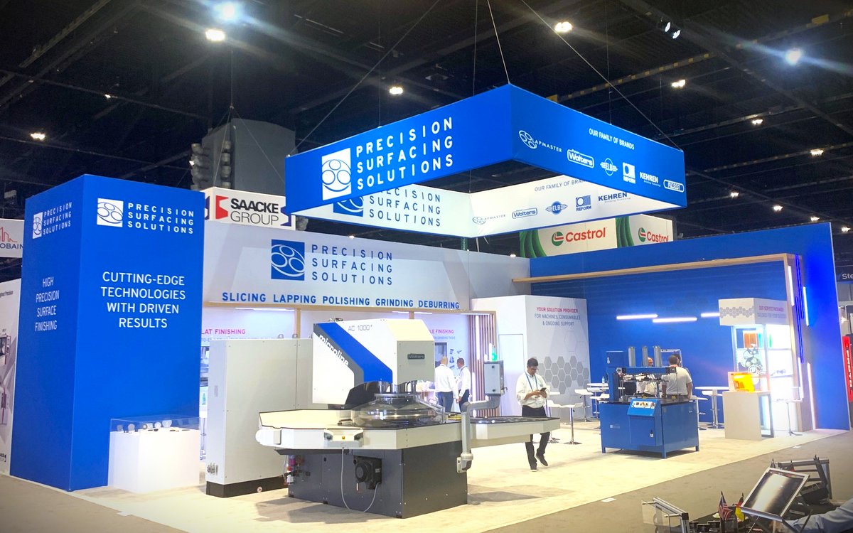 LakeshoreEx's tweet photo. A tradeshow #cornerbooth is considered a prime placement since it offers exhibitors enhanced visibility and increased foot traffic. Check out a few of Lakeshore's successful corner booth designs from the @IMTSchicago show last year! #ExperienceLakeshore https://t.co/e3arzaSPEY