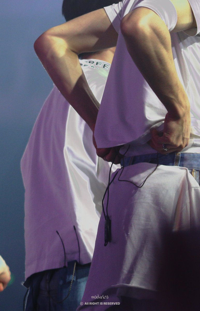 250112 SMTOWN    
#마크 #MARK