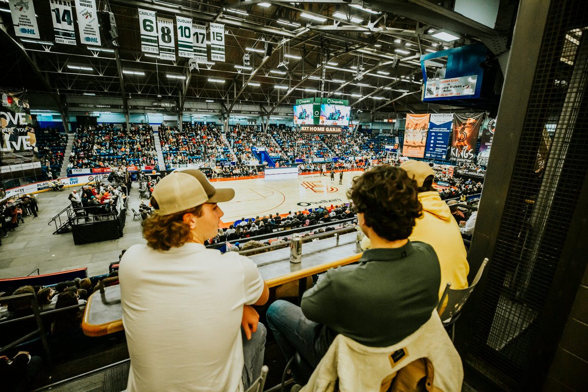 TheSudburyFive's tweet photo. π¨SUITES SUITES SUITESπ¨
Looking for a night filled with entertainment with your closest friends? We have suites available for both matchups of this weekend's double header! Reach out to tickets@swse.ca NOW for more information.
#That5Feeling https://t.co/N3abtuPsWJ