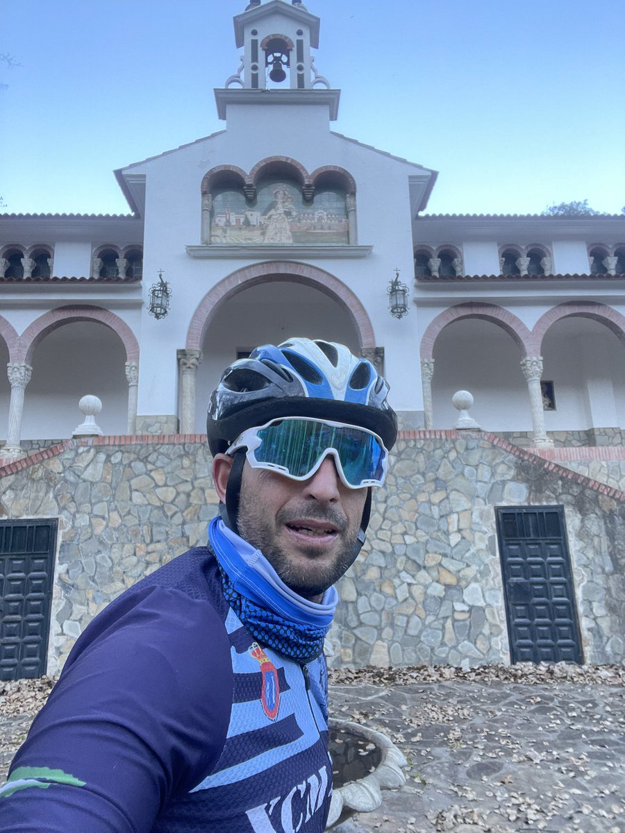 Lunes de descanso
1 hora de postureo BTT
20 kms
patas tiesas de ayer