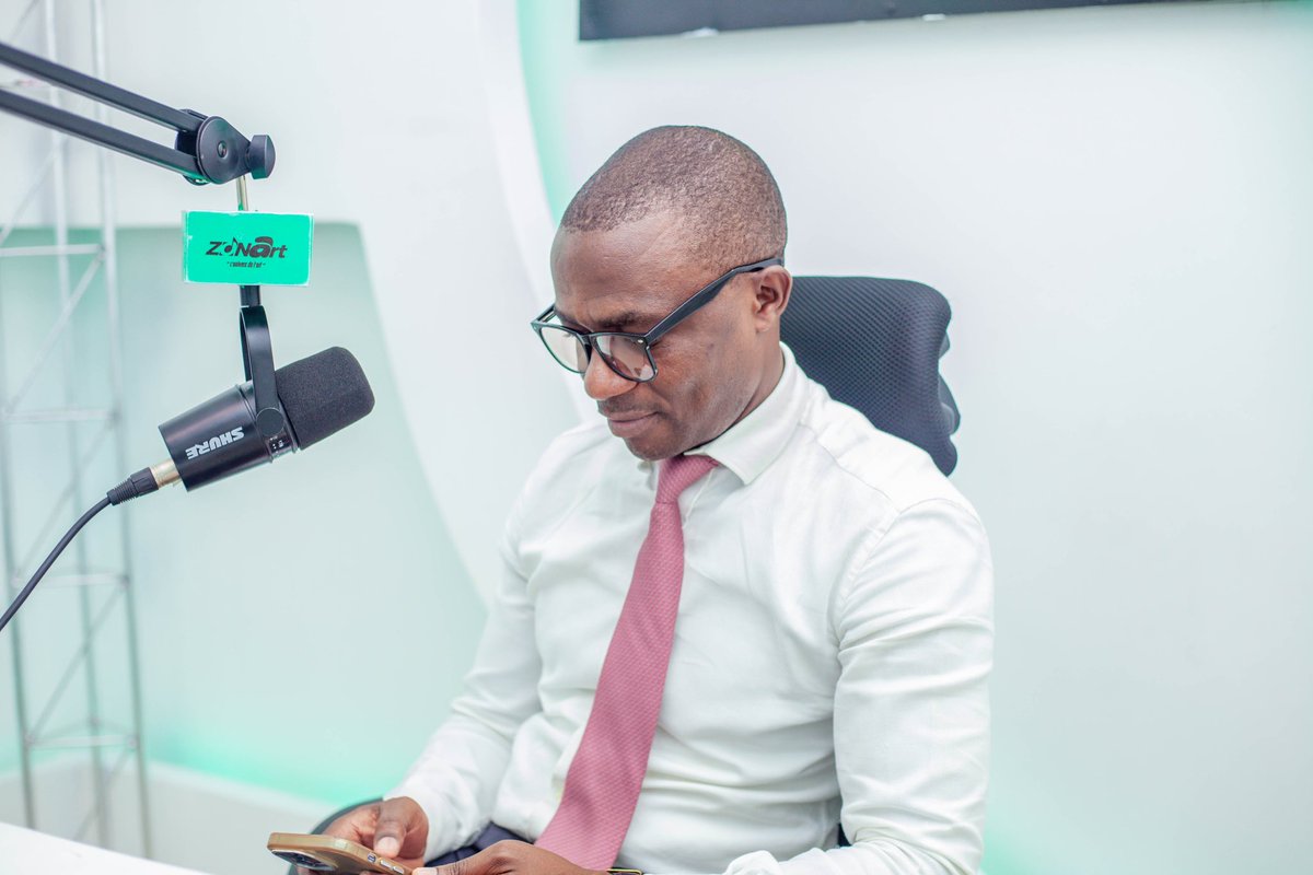 zonartofficiel's tweet photo. @Bernard_bahati , fondateur et PDG d’Okapi Agro Industrie et UB Telecom a marqué son passage dans l’émission Zonart #Entrepreneur sur le thème Entreprendre en #RDC : défis et opportunités. Émission disponible sur la chaîne YouTube de #zonart https://t.co/ryq7n2Y8Vp