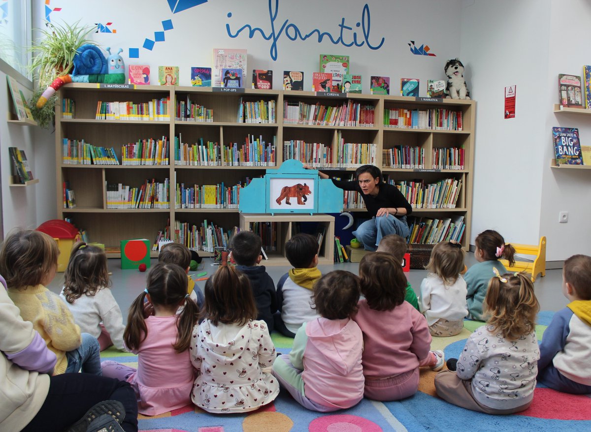 Biblioteca de Mallén tweet media