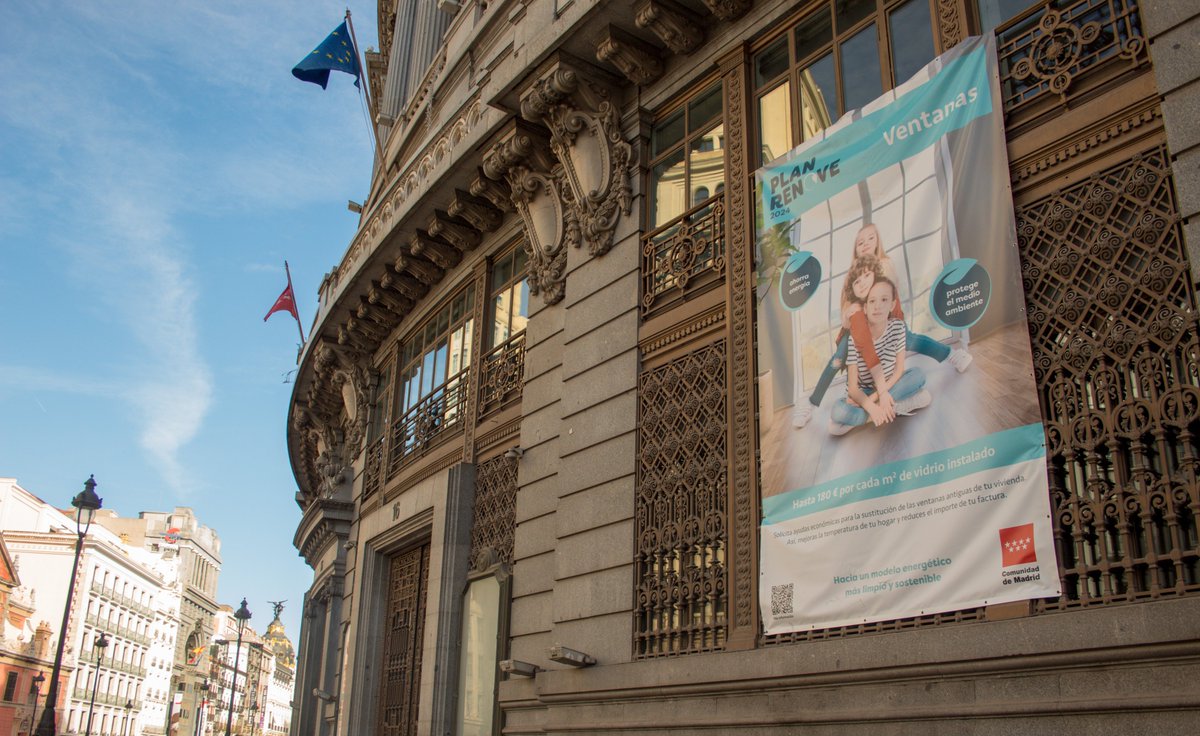 ASOVEN_PVC's tweet photo. Se abre el plazo para presentar las solicitudes al Plan Renove de Ventanas de la @ComunidadMadrid. Desde #ASOVEN queremos mostrar nuestro respaldo a este programa, que supone un importante paso para  ahorrar #energía, ganar en #confort y #salud https://t.co/aATPhDxbt6 https://t.co/vpIVGdoRvR