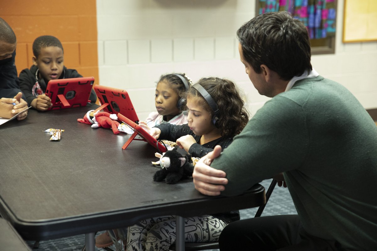 FirstTeeSCW's tweet image. Looking for a way to give back this spring? Our Learning Center is a great place to volunteer - we love our Learning Center kiddos and staff and we would love to have your help, too! 

Please contact Nate Hunstiger at nathan@firstteescw.org if you are interested in volunteering.