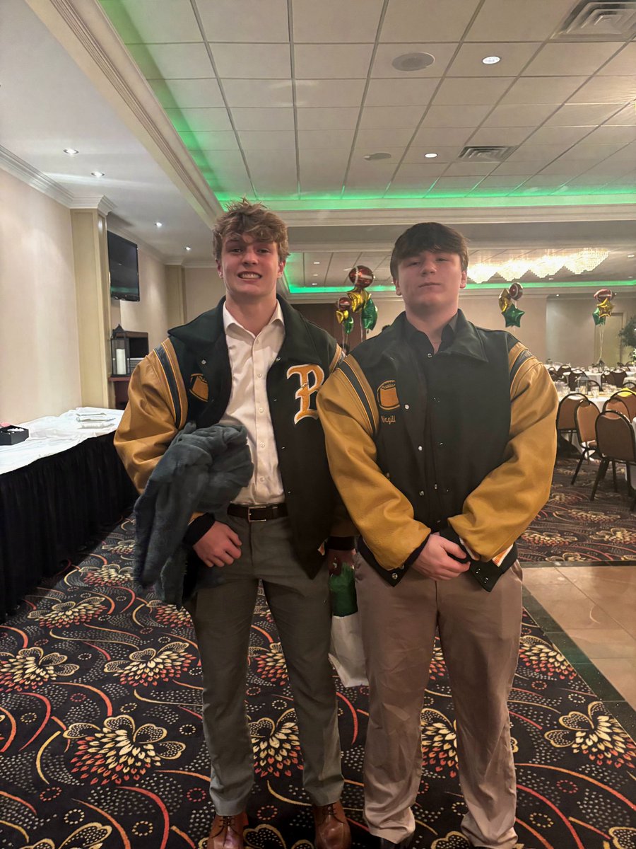brayden_mccarth's tweet photo. It was a great weekend celebrating our 2024 @BHSCougarSports football team! 👏🏈🐾 
.
.
.
#classof2027 #Sophomore #football #runningback #letterman #StudentAthlete @bhawkqbclub #BetterEveryDay #LetsGetToWork https://t.co/mV528AvxBQ