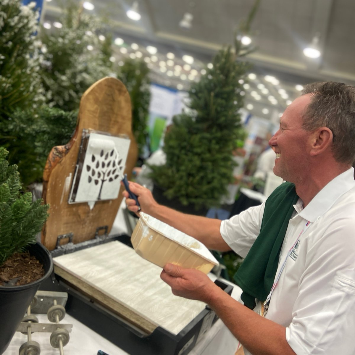 MANTSBaltimore's tweet image. Thank you to everyone who joined us for MANTS 2025 where 10,400+ horticulture pros packed a sold-out floor with 900+ exhibitors. Deals were made, ideas were sparked, and the future of the green industry came into focus. 

See you again Jan. 7–9, 2026! 
#MANTSBaltimore #MANTS2025