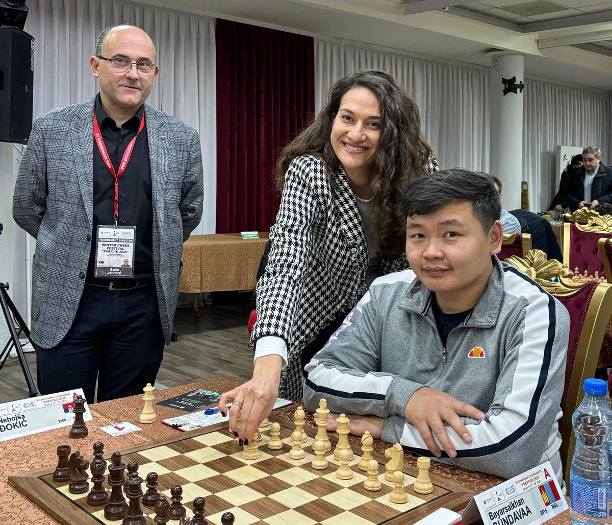Outpost Chess tweet media