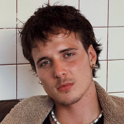 #NewYearNewMe #NewProfilePic