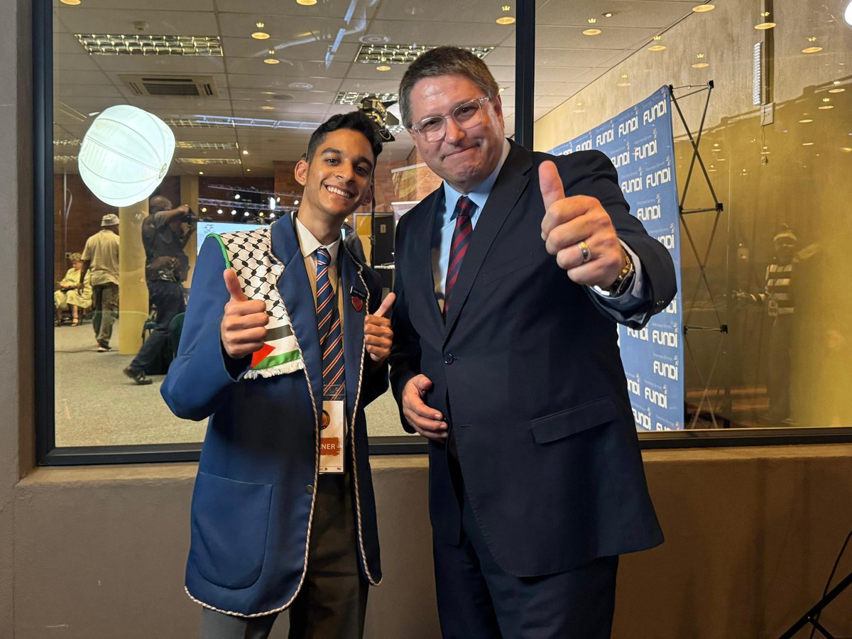 The Western Cape #ClassOf2024 has done us proud and delivered our highest NSC pass rate to date, with 86.6% of our candidates passing matric and the top candidate in the country, Rayyan Ebrahim!

Read more here:
wcedonline.westerncape.gov.za/news/classof20…