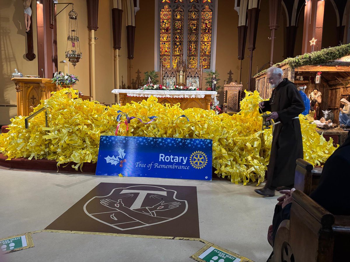 rotaryclubcork's tweet photo. An Ecumenical service and blessing of the the ribbons took place on the 11th January in the Holy Trinity Church. The ribbons that were placed on the Rotary Tree of Remembrance were blessed on the alter.  Prayers were said in memory of all those remembered on the ribbons. https://t.co/9bTtdF4Nc1
