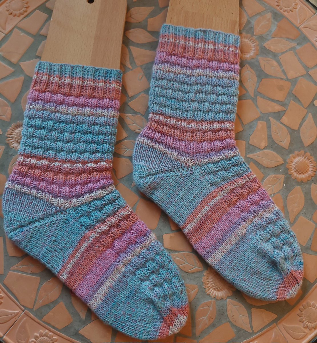 MVollgraff's tweet photo. @mayflower
Honeybee Print
Minecraftsocken. https://t.co/EF8avBgBO7
