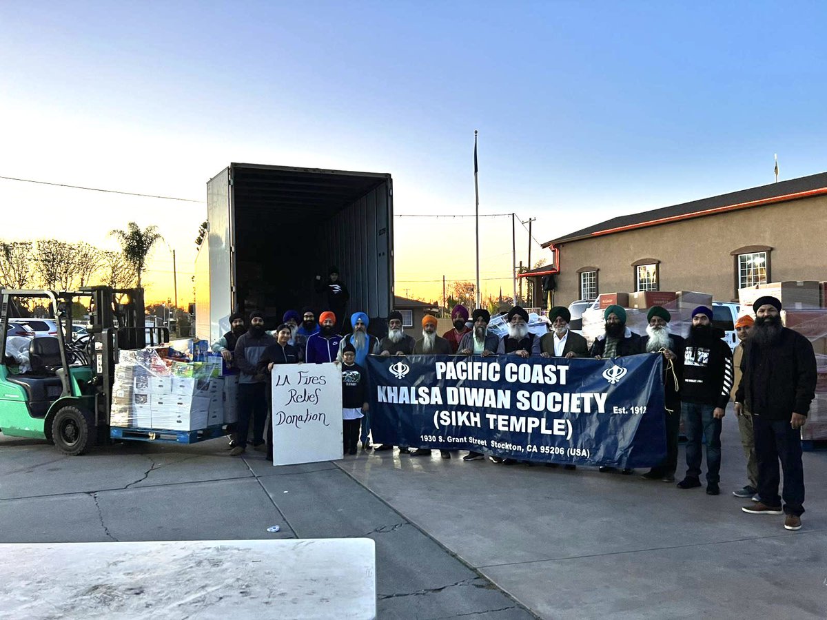 Pacific Coast Khalsa Diwan Society established 1912, delivered a truck-load of supplies collected by the Sikh community to aid first responders in the LA fires. 

📷 :  Stockton Gurdwara, first Sikh place of worship in the United States.