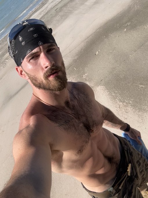 Watch michael ༄'s leaked NSFW photo on TwXstars