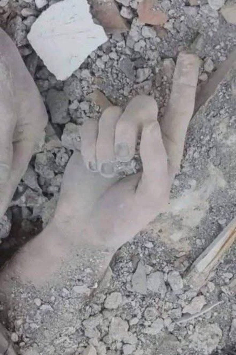 Gündem ne olursa olsun lütfen Gazze'yi unutmayın, unutturmayın!..