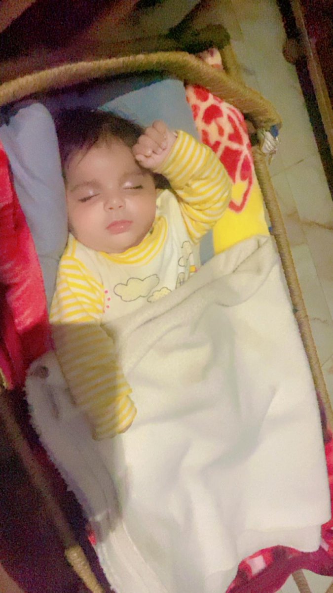 My child is very hungry and we cannot provide milk for her. Please donate anything or at least participate 
gofund.me/66b3f57d