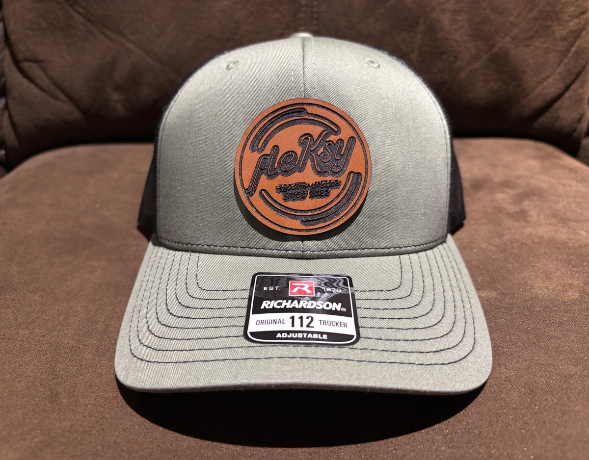 🎉 Prize Time! 🎉

We have a snapback to giveaway! 

Here’s how to enter:
1️⃣ Follow <a href="/EarthstrongCAN/">Earthstrong Canada</a> 
2️⃣ Like this post
3️⃣ Repost this post

BONUS ENTRY: Comment your favourite probe to use for soil sampling! 

Contest ends: Jan 20th