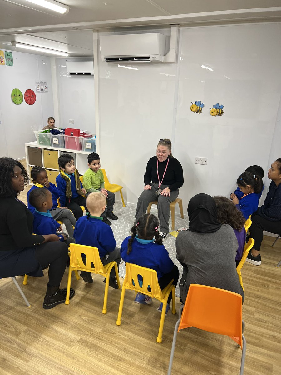 Lots of happy, engaged children in Daisies this morning joining in for singing and story time. <a href="/TVInfants/">Thames View Infants</a> <a href="/AdamDobsonTVI/">Adam Dobson</a> <a href="/RosaTVI/">Rosa Corcoran-Jones</a> <a href="/Demi_TVI/">Demi Coates</a>