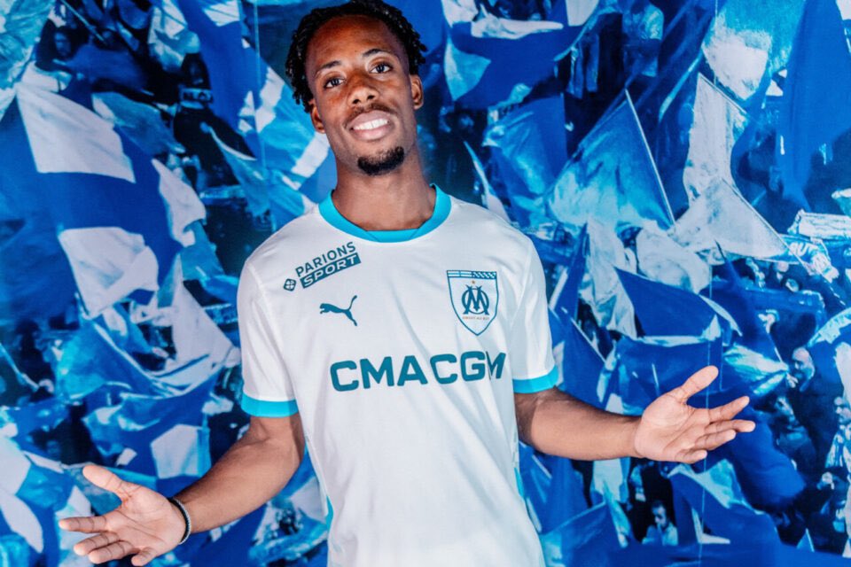 EditoMarseille's tweet image. 🚨🚨L’#OM est en contact avec West Ham pour Elye #Wahi 🇫🇷 !!! Les discussions tournent autour d’un prêt avec OA quasi obligatoire de 25M€. #TeamOM #MercatOM 

🗞️ @lequipe