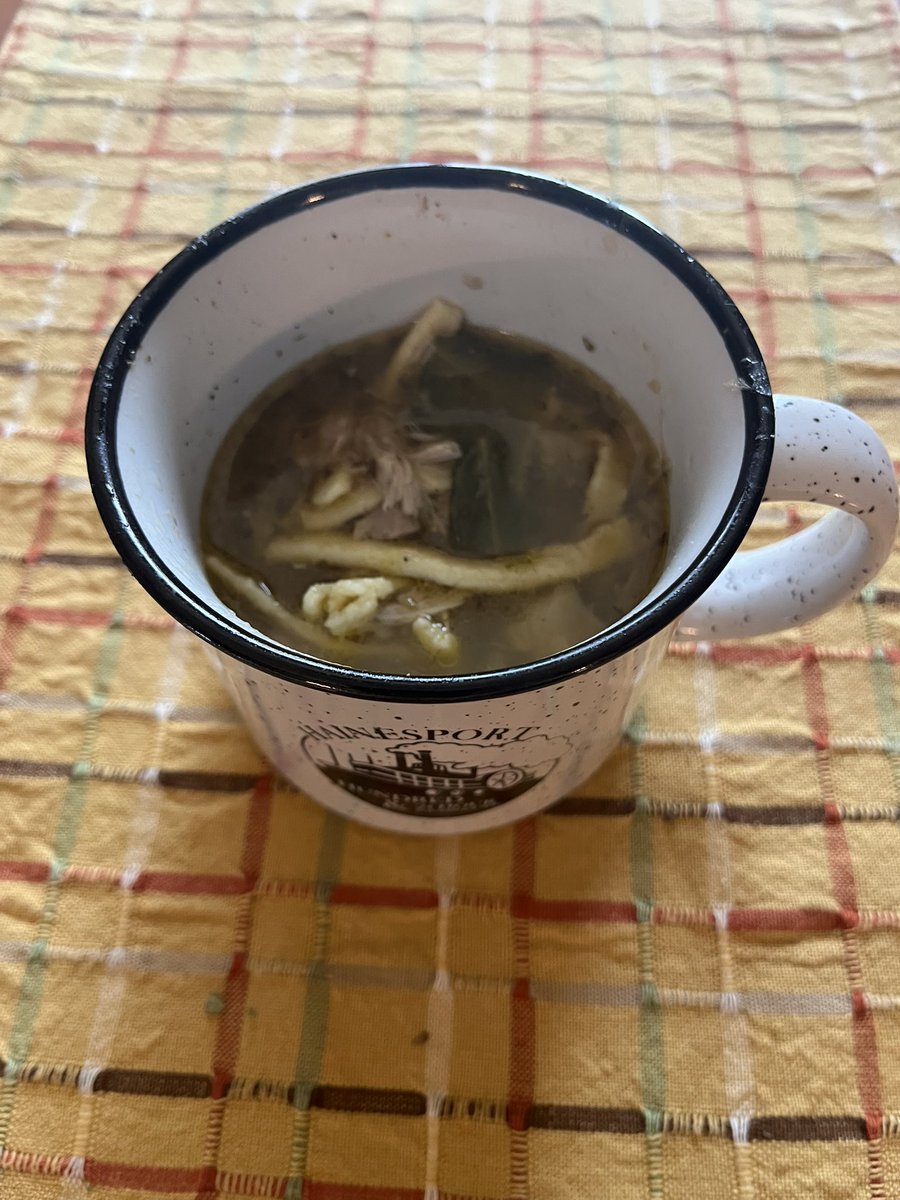 ultramiriam's tweet photo. Temps in the low 30s &amp; mild winds this morning.
2hr power walk; 8.76 miles; consistent pace; 13:52 avg. pace ✅ 
Training: Old Six Day 72-hr ultra in April.
Then a mug of my homemade chicken cabbage noodle soup made w/homemade pasta. 
#ultra #runner #powerwalker #soup #maker https://t.co/7opdWB8MpV