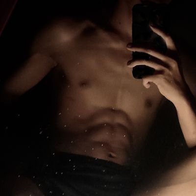 kantellll's tweet photo. Cuddle but masuk dikit https://t.co/UyW5cOOMst