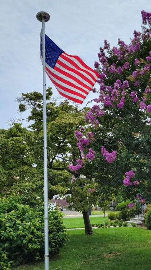 God Bless America 🇱🇷