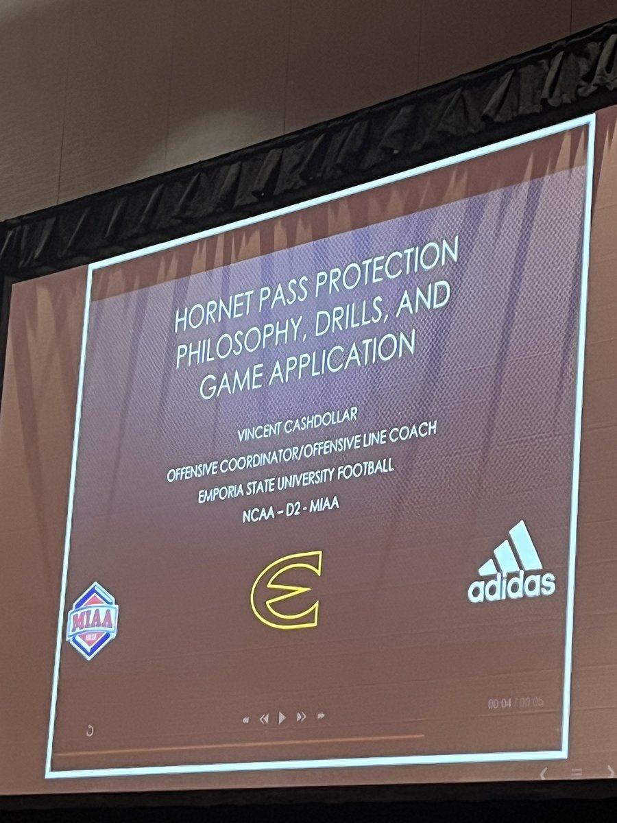 CoachCash1's tweet photo. Thank you again to the @WeAreAFCA for the opportunity. It is an honor to speak at the coaches convention and represent @esuhornetsfb. Hope all who attended can take something away to help their student-athletes and programs. https://t.co/QwRSoC34C6
