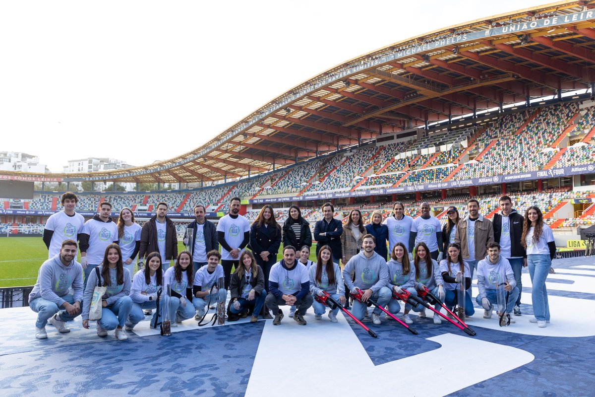 A Tabaqueira, a Liga Portugal e a Câmara Municipal de Leiria entraram em campo para sensibilizar para o correto descarte dos resíduos de produtos de tabaco, durante a Final Four da Allianz CUP.  #tabaqueira