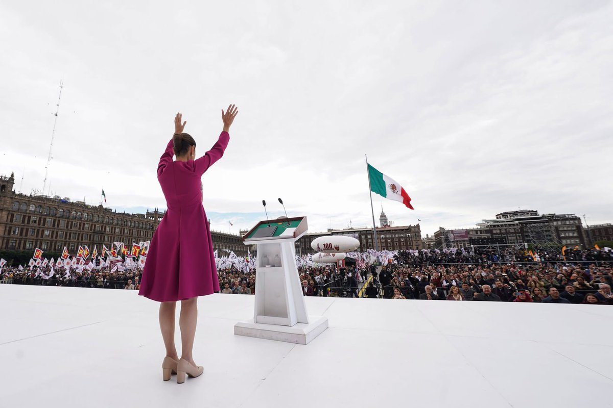 secepedet's tweet photo. 👏 Felicitamos a la Presidenta Claudia Sheinbaum por su trabajo incansable, por su dedicación a quienes más lo necesitan, y por su visión de un México donde nadie quede fuera de las oportunidades. ¡Vamos por más! 🙌

#100DíasDeTransformación #GobiernoParaTodos #NadieSeQuedaAtrás https://t.co/RkSNmEd6rG