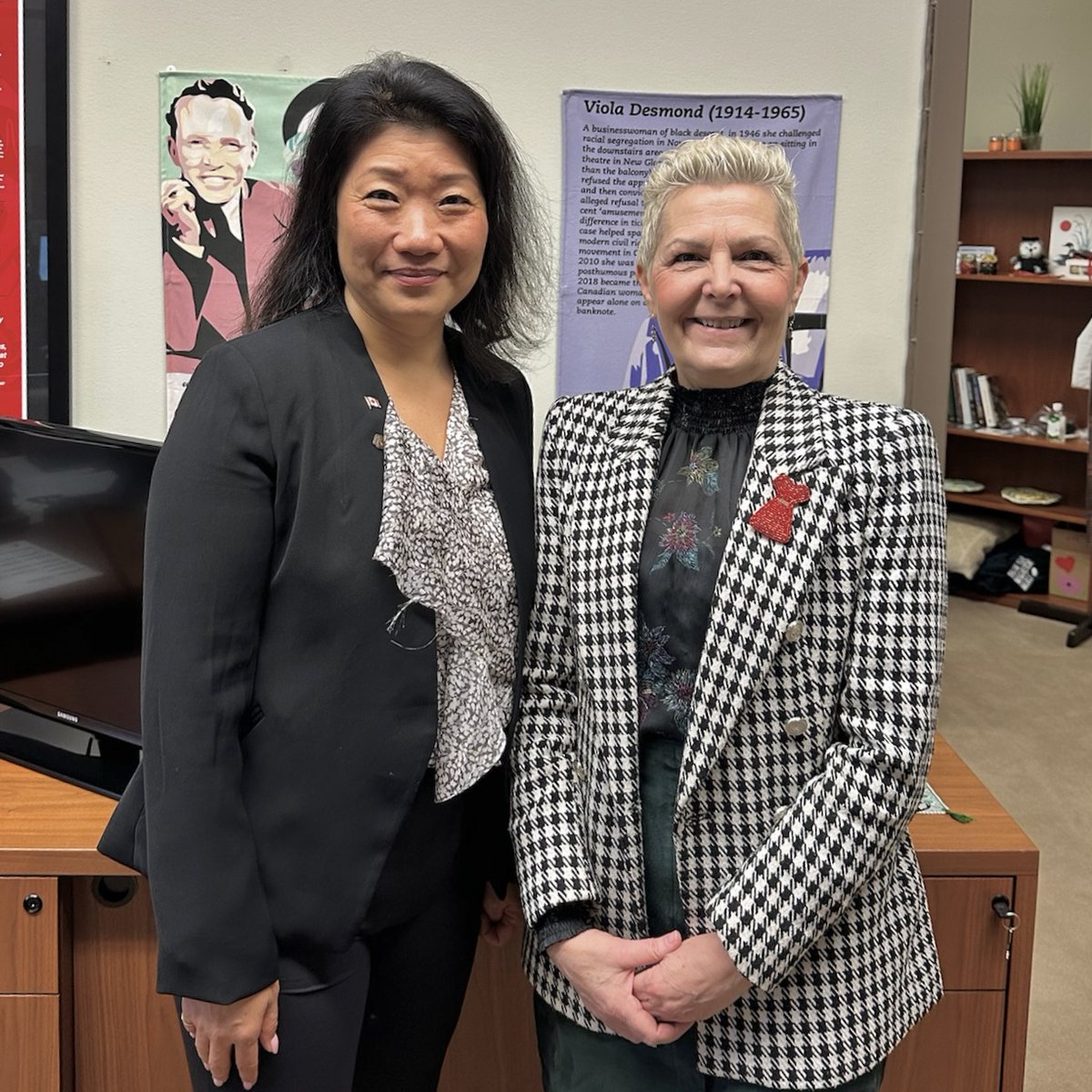 Our CEO, <a href="/paulinac/">paulinac</a>, had the pleasure of speaking with MP <a href="/BonitaZarrillo/">Bonita Zarrillo ⚖️</a> about the vision and mission of the #TerryFoxHumanitarianAward.

We’re grateful for MP Zarillo’s enthusiasm for the program and her ongoing support.

#CDNpoli #CHPC #TerryFox #Canada #GovernmentofCanada