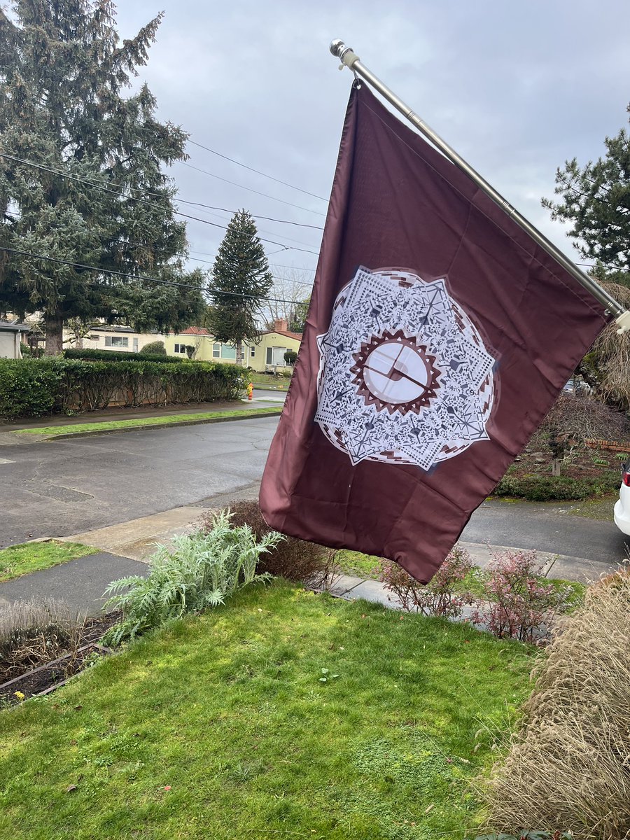 epicFades tweet media