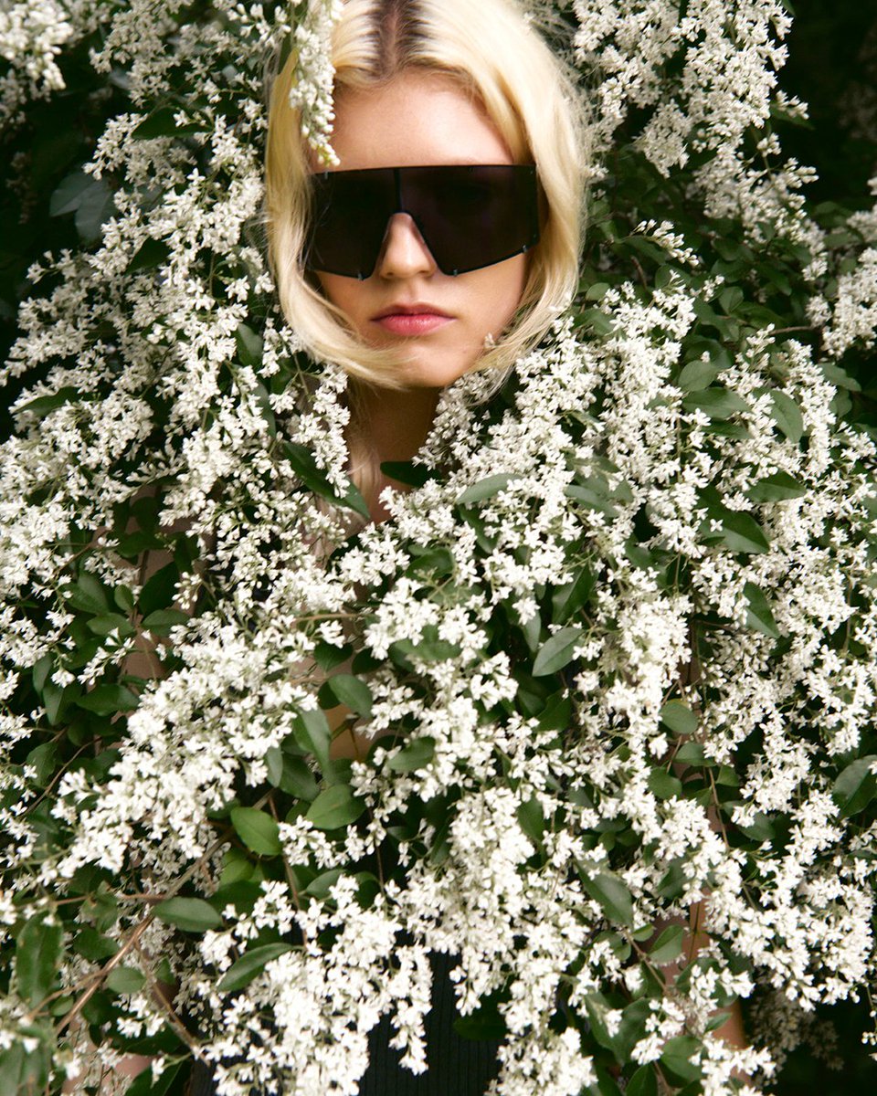 StellaMcCartney's tweet photo. STELLA SPRING: A new season of #StellaEyewear, crafted in renewable and biobased alternatives to conventional plastic.
Our bio-acetate frames and lenses use natural ingredients like wood pulp and cotton seeds instead of petroleum-based plastics.
Shop #StellaSpring25 in-store and at https://t.co/fYHZ9tAK12
#StellaMcCartney