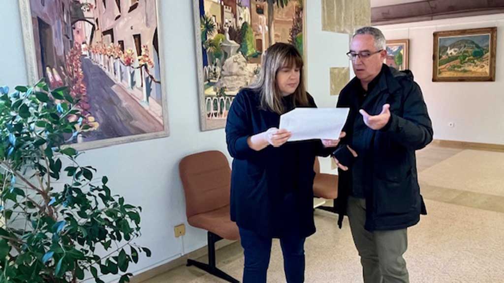 🟢✔ El SOC subvenciona amb més de 285.000 euros a l’Ajuntament d’Ulldecona per desenvolupar polítiques actives d’ocupació

📷 LA NOTÍCIA: setmanarilebre.cat/el-soc-subvenc…

<a href="/ocupaciocat/">Ocupació</a> @ajuntulldecona, <a href="/NuriaVentura/">Núria Ventura Brusca</a>, <a href="/alpabern/">Albert Palacios</a> <a href="/govterresebre/">Delegació del Govern a les Terres de l'Ebre</a> <a href="/castorgonell/">Joan Castor Gonell</a> #ocupació #Ulldecona #Terres ...