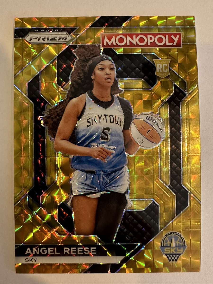 Chickie_44's tweet photo. Not bad for my first box! @CardPurchaser @PaniniAmerica @Reese10Angel first on print too! https://t.co/eS9rSp9P8t