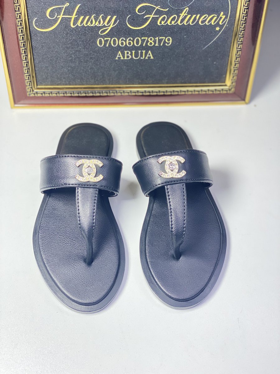 jimoh59076's tweet photo. FEMALE FOOTWEAR.
Price: 15,000
Available size: 39
Call or whatsapp 07066078179
Location: Abuja.
#hussyfootwear #abujafootwearplug #handmadeshoe #bigwomenshoeplug #abujawomenfashion #womenfootwear #HussainaTheShoeSeller https://t.co/wzRIkycxMY