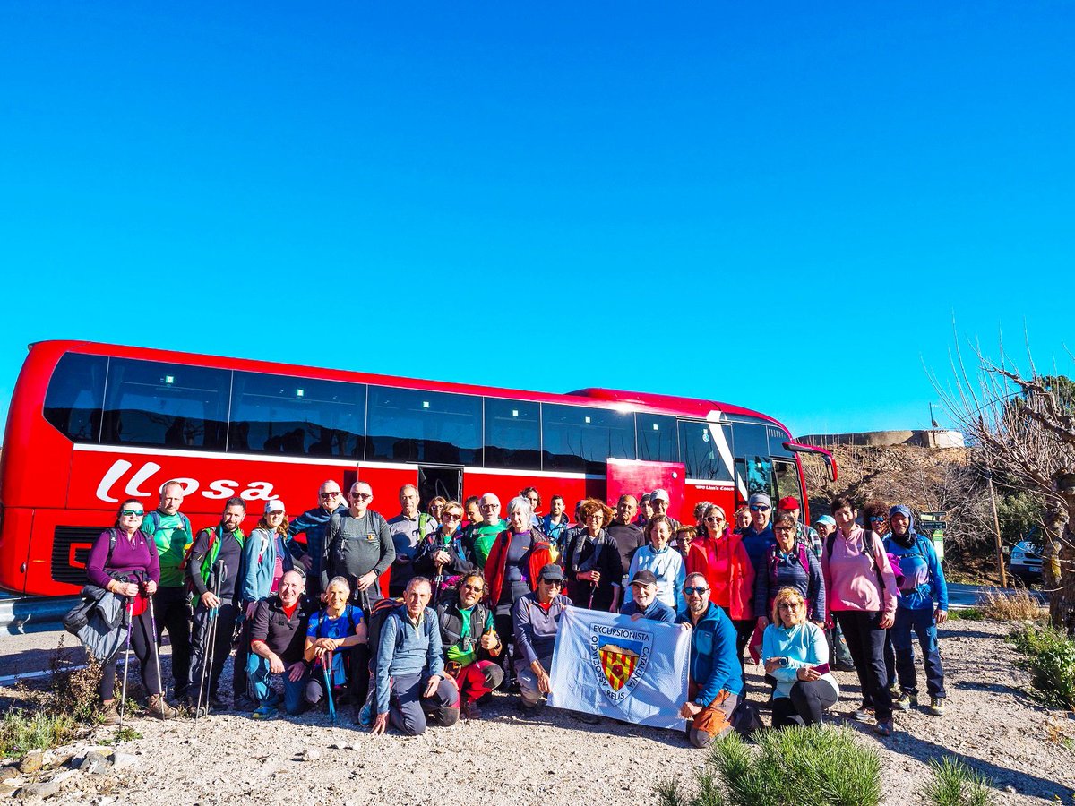 AEC de Reus (@aec_reus) on Twitter photo Gràcies a la col·laboració i suport del Consell Esportiu del Baix Camp <a href="/CEBaixCamp/">CE Baix Camp</a> podem anar d'excursió en un mitjà de transport més sostenible que el cotxe privat.♻️🌿💚
Calendari de sortides "El Baix Camp i tu... a peu"👇🏻
cebc.cat/families/el-ba…
#EsportVerd #AECReus Gràcies a la col·laboració i suport del Consell Esportiu del Baix Camp <a href="/CEBaixCamp/">CE Baix Camp</a> podem anar d'excursió en un mitjà de transport més sostenible que el cotxe privat.♻️🌿💚
Calendari de sortides "El Baix Camp i tu... a peu"👇🏻
cebc.cat/families/el-ba…
#EsportVerd #AECReus