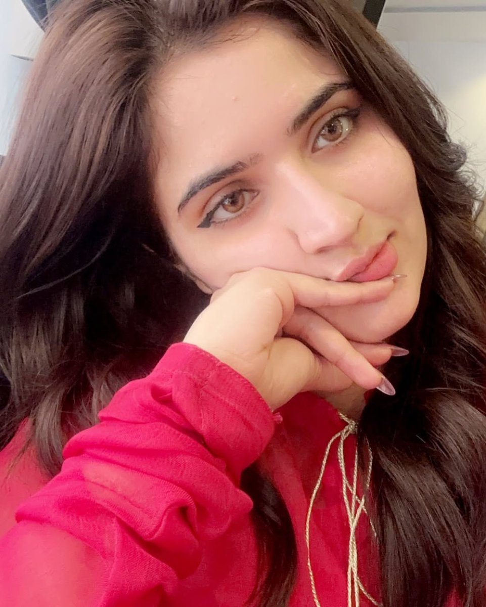 lite_pub80910's tweet photo. Arooba jatoi #HOT_MESS #viral https://t.co/tiXOrDlIRH