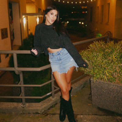 ShayleaRae_'s tweet photo. #NewProfilePic https://t.co/IqA9K3yJms