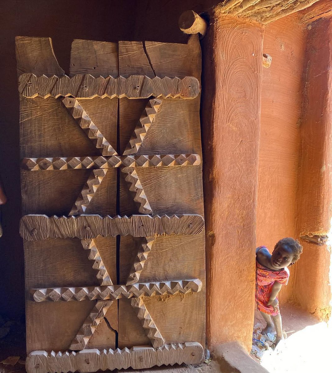 Segoupaw's tweet photo. [YAN DE SEGOU YE]

C'est le noyau central de l'ancien royaume #bambara, #Ségou est une véritable réserve #culturelle et #touristique 
#Ségoupaw https://t.co/ixfGsnw6NT