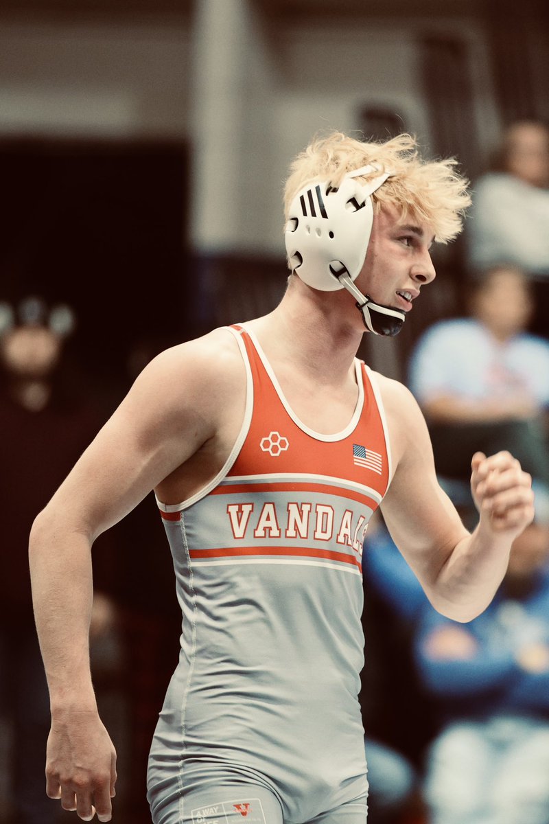 tysonwaughtel's tweet photo. 32-0
1 month until the party starts #stateseries @purlerwrestling https://t.co/M33eGHY2uy